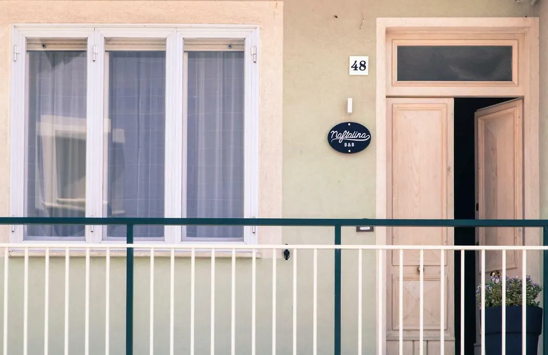Naftalina Rooms-1