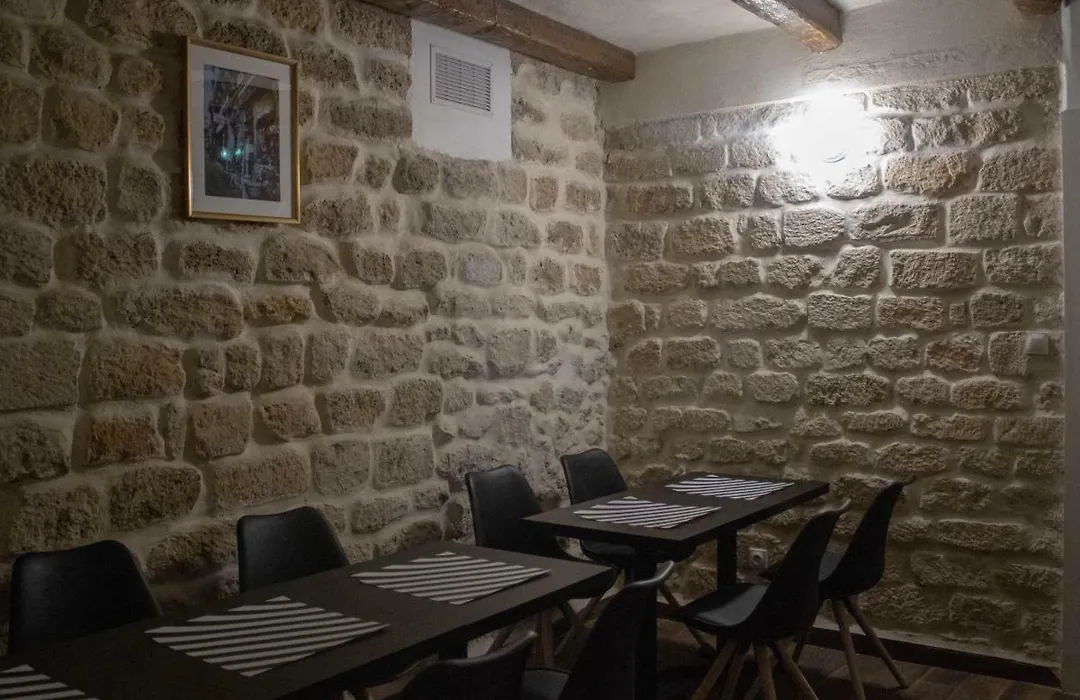 Paris Rooms & Dreams Hotel-1