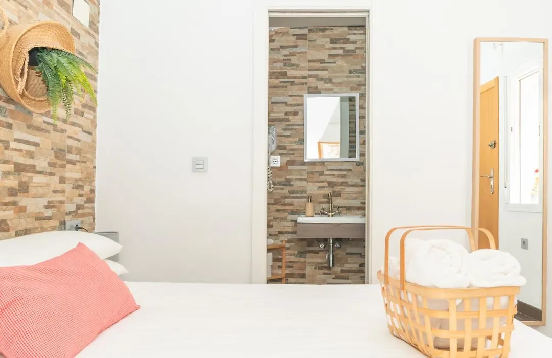 Picnic Dreams Boutique Hostel-1