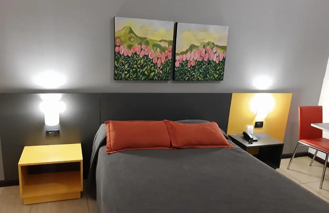 Apart Hotel Alvear-1