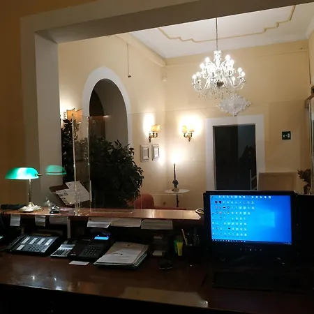 Hotel Del Centro-3