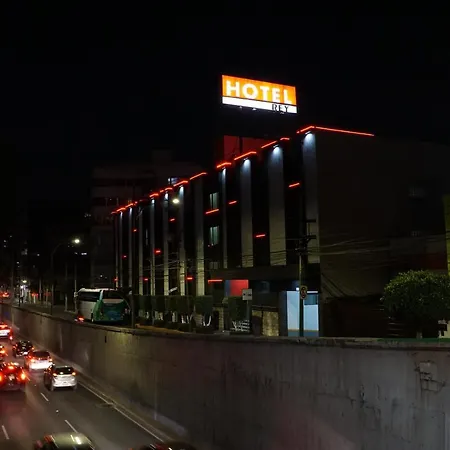 Hotel Del Rey-3
