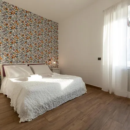 Comfy Vatican Suite-3