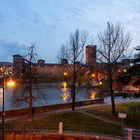 3 Amici al Castello-2