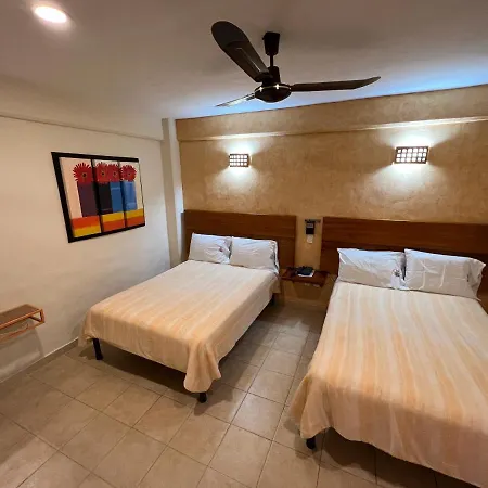 Hotel La Iguana-2