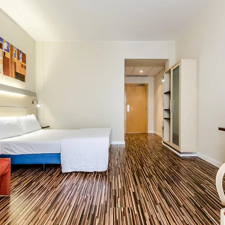 Hotel YIT Ciudad De Zaragoza-3