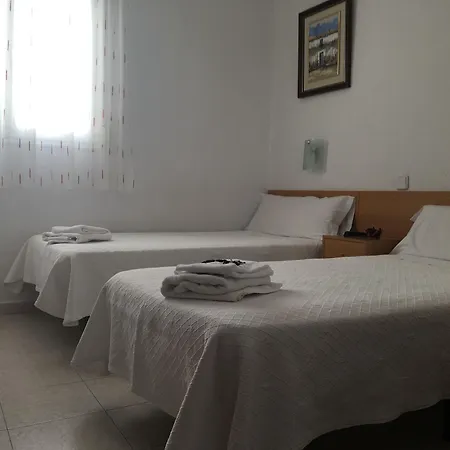 Hostal Residencia Lido-3