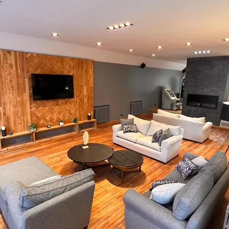Hotel Aspen Ski By Bund-2