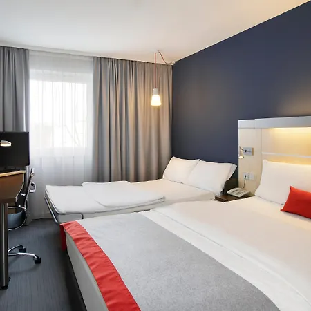 Holiday Inn Express Frankfurt Messe By Ihg-2