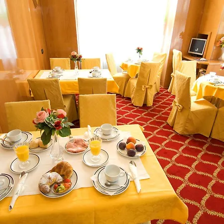 Hotel Cinque Giornate-2