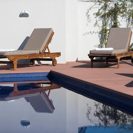 Arc Arenales Studios & Suites-3