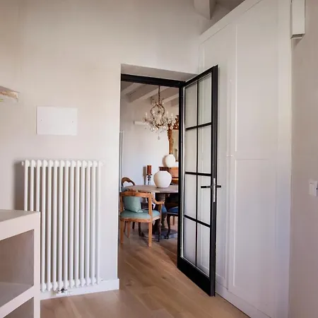 Sui Tetti di Balarm Boutique Rooms-3