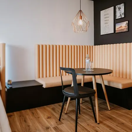 Rioca Vienna Posto 2-3