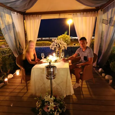 Majestic Beach Hotel & Wellness-3
