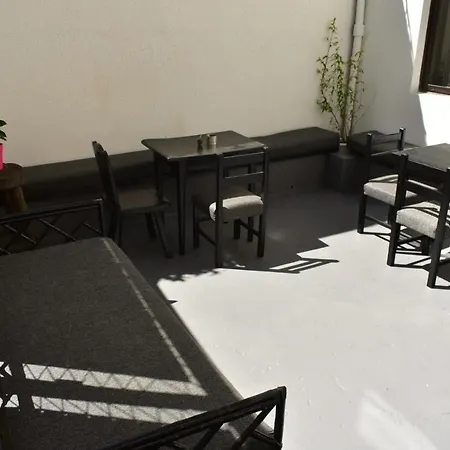 Cinerama Hostel-3