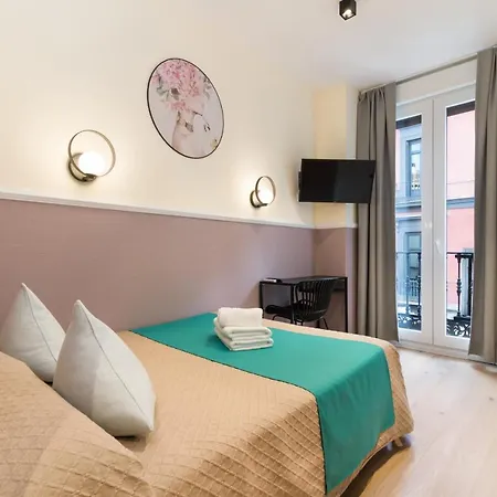 Hostal Evocare Madrid-3
