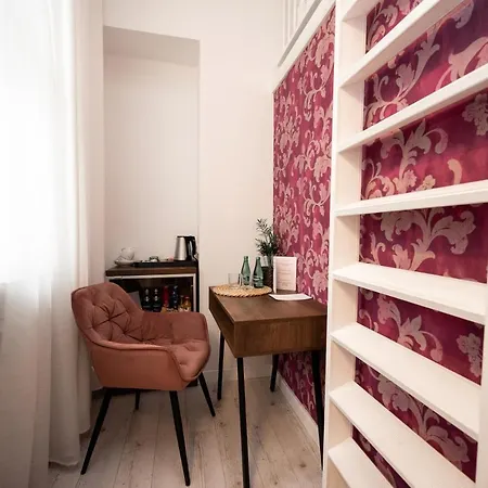 Hive Family House-3
