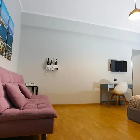 Vomero Maison-3