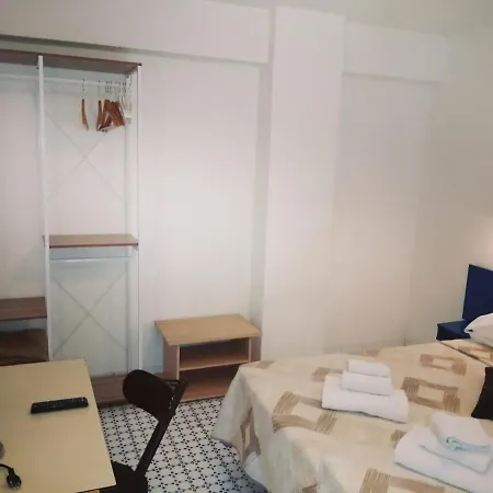 Camere e appartamenti con ingresso indipendente Hotel Le Terrazze-2