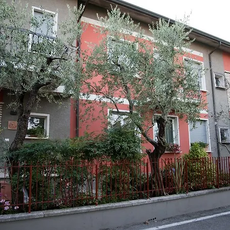 B&B La Dimora Del Garda-2