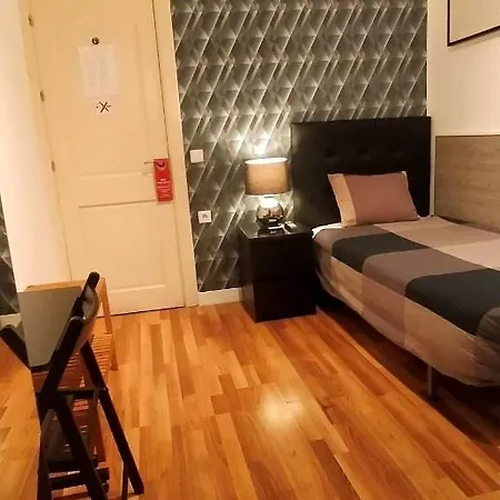 Single Rooms-3