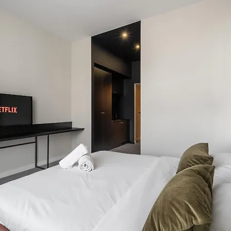 Astoria Boutique Suites- Best Location By Bqa-3