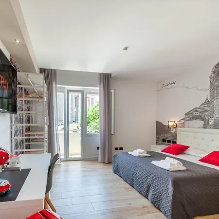 Eleonore Elegant Rooms-3