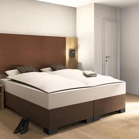 Hotel Charlotte-2