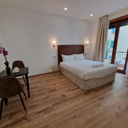 Cuma Suites-2