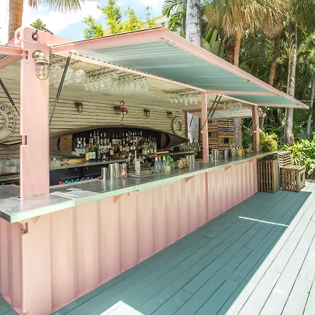 Miami River Inn By Renzzi-2