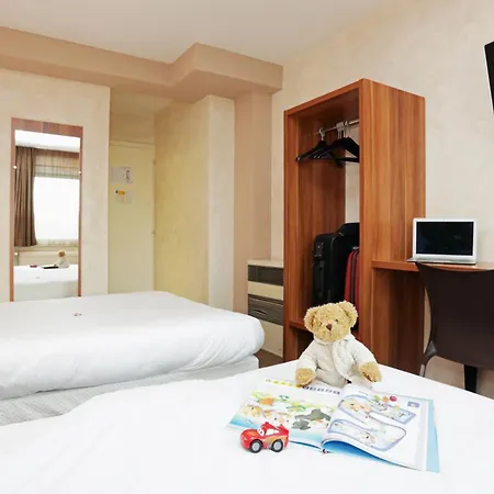 The Originals City, Hotel Colmar Gare-3