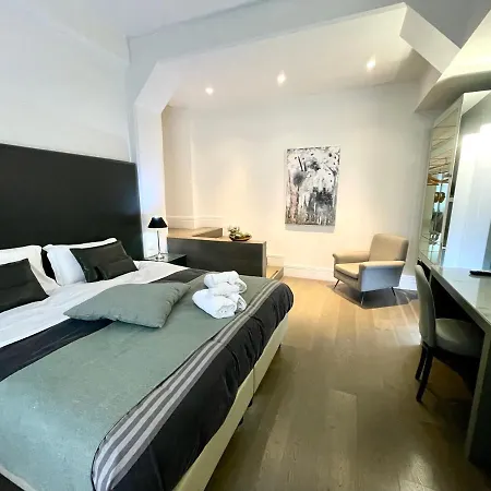 Athena Luxury Rooms-2