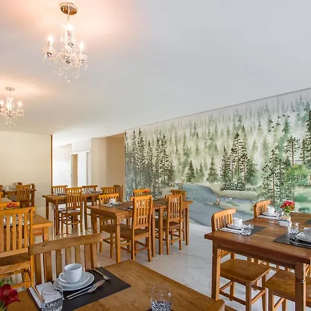 Altitude Lodge Hotel-3
