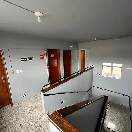 Apartamento Na Regiao Central. Diaria De Quartos Privativos.-2