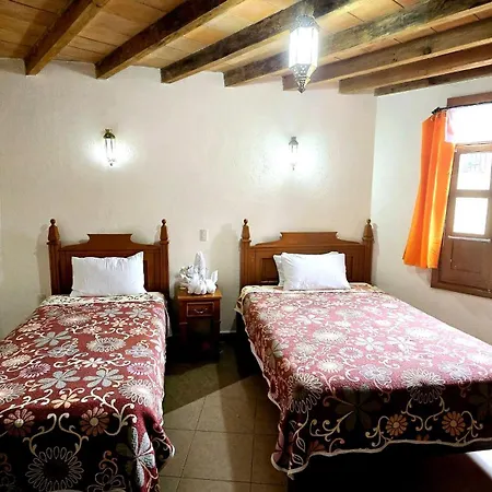 Hotel Plaza Baratillo-3