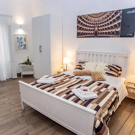 Katane' Room'S-2