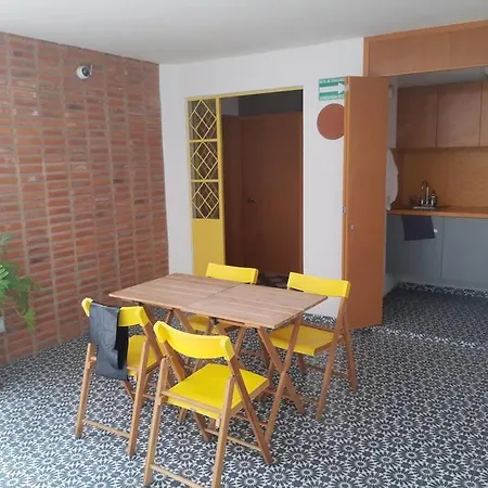 Estudio #5 Casa Fatima, 8 min del centro 1 persona-2