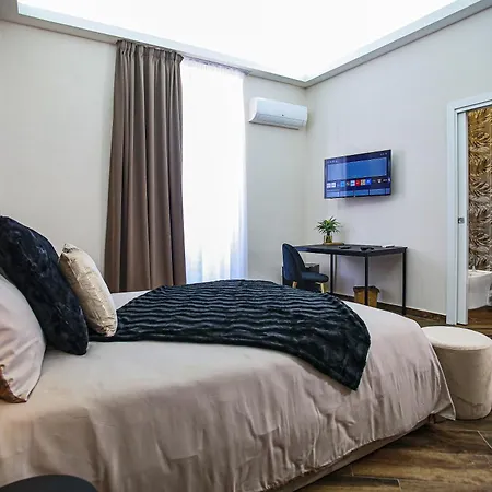 Lustru Apartment-2