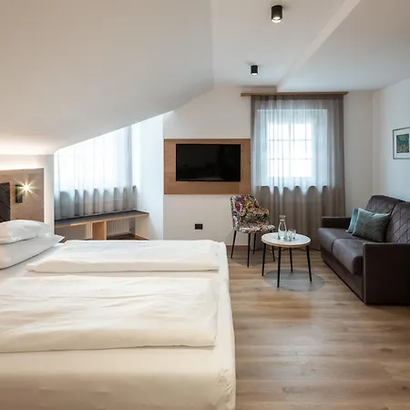Hotel Blitzburg-3