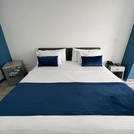 Hotel Rosales Gold-3