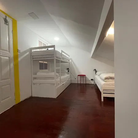 Owls Hostel Ildefonso-3