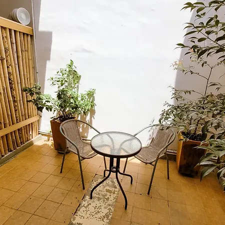 Tuki Hostel & Lounge-3