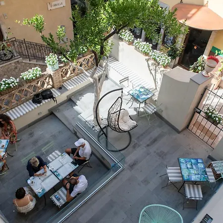 Villa D'Orville luxury suites Taormina-3