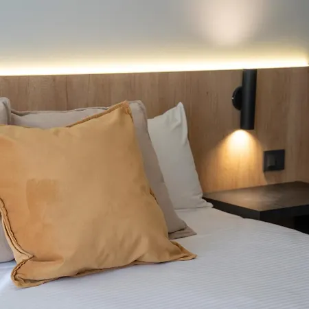 Urbana Suites-2