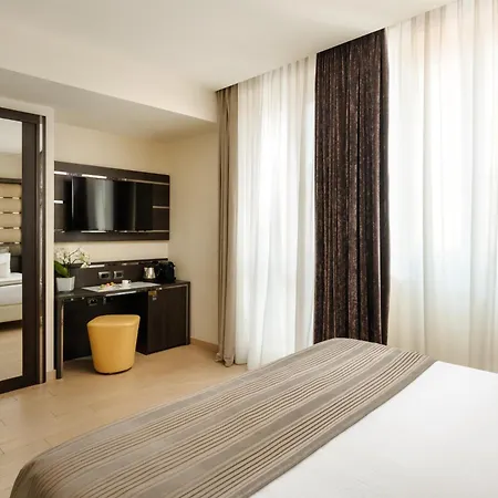 Hotel The Square Milano Duomo - Preferred Hotels & Resorts-2