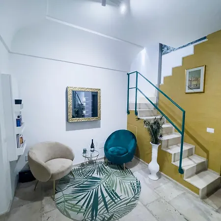 Saint Barth Guest House - Charming Rooms In Bari-3