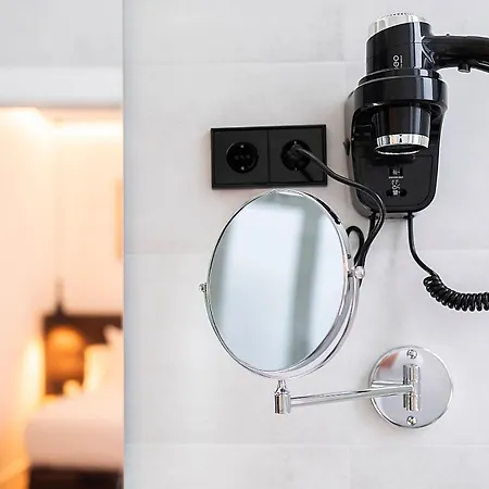 Woohoo Rooms Boutique Luna-3
