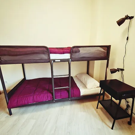 Albergue Sixtos No Caminho - No Bike Storage-2