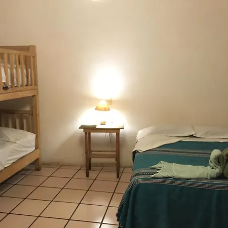 Hostal Luz de Luna Nuyoo-3