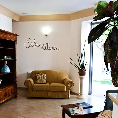 Sovrana Hotel & Spa-3
